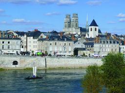 Les quais de Loire (Orléans) | DIRECTION REGIONALE DE L'ENVIRONNEMENT, DE L'AMENAGEMENT ET DU LOGEMENT CENTRE-VAL DE LOIRE