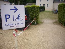 Garage à vélos - Château d'Azay-le-Rideau | GUILLEMAUT (Fabien) - DREAL Centre-Val de Loire