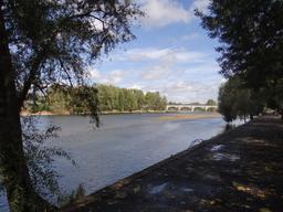 Tours : quais de Loire | DIRECTION REGIONALE DE L'ENVIRONNEMENT, DE L'AMENAGEMENT ET DU LOGEMENT CENTRE-VAL DE LOIRE