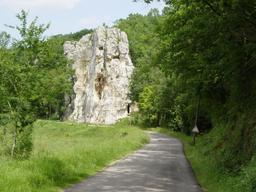 Mérigny (Indre) : roc de la Dube | DIRECTION REGIONALE DE L'ENVIRONNEMENT, DE L'AMENAGEMENT ET DU LOGEMENT CENTRE-VAL DE LOIRE